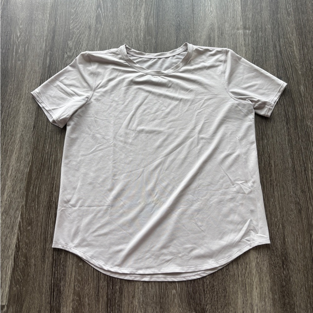Women's Lululemon T-shirt Size M (8/10)